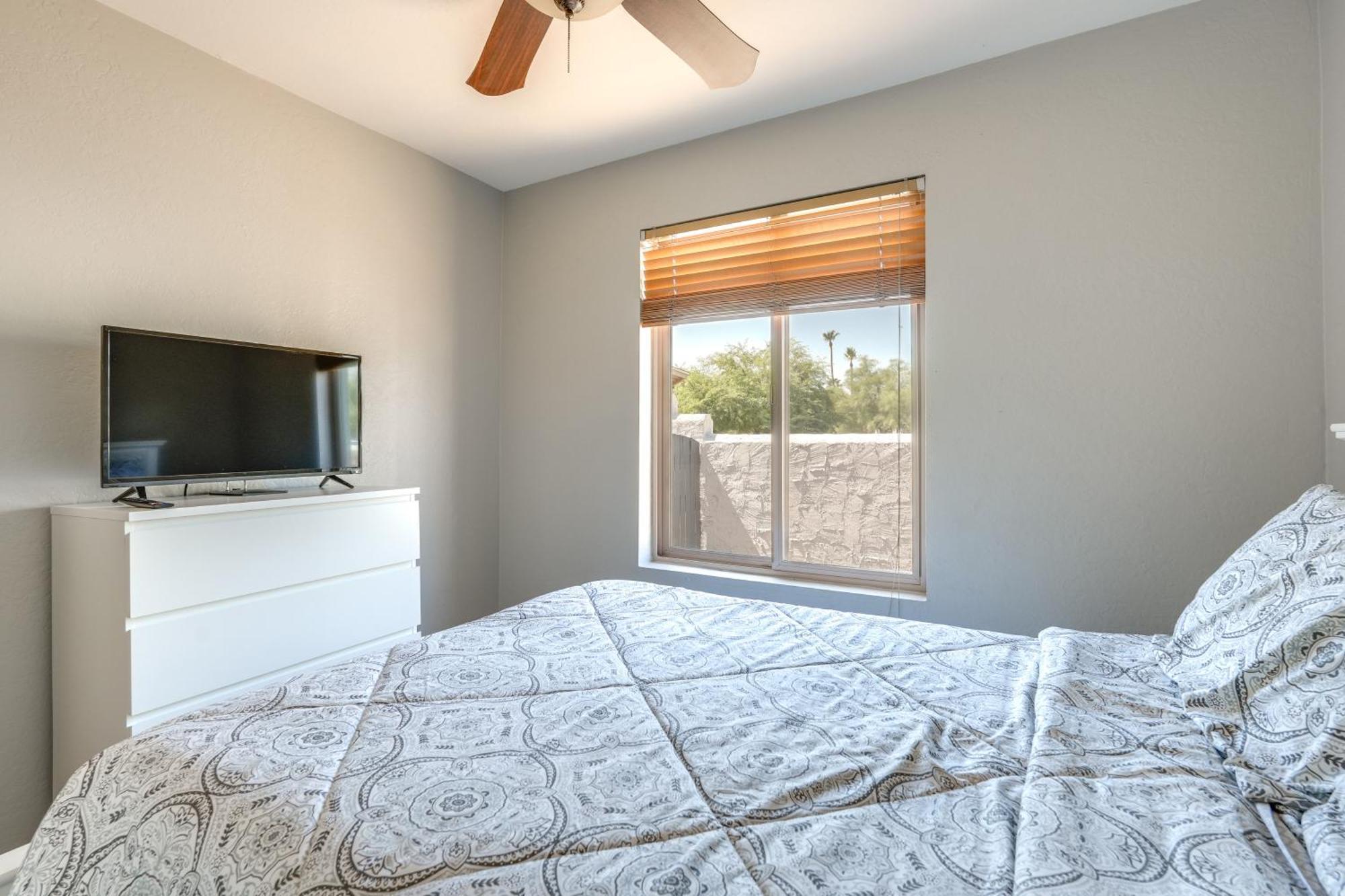 Phoenix Home With Pool About 10 Mi To Camelback Mtn מראה חיצוני תמונה