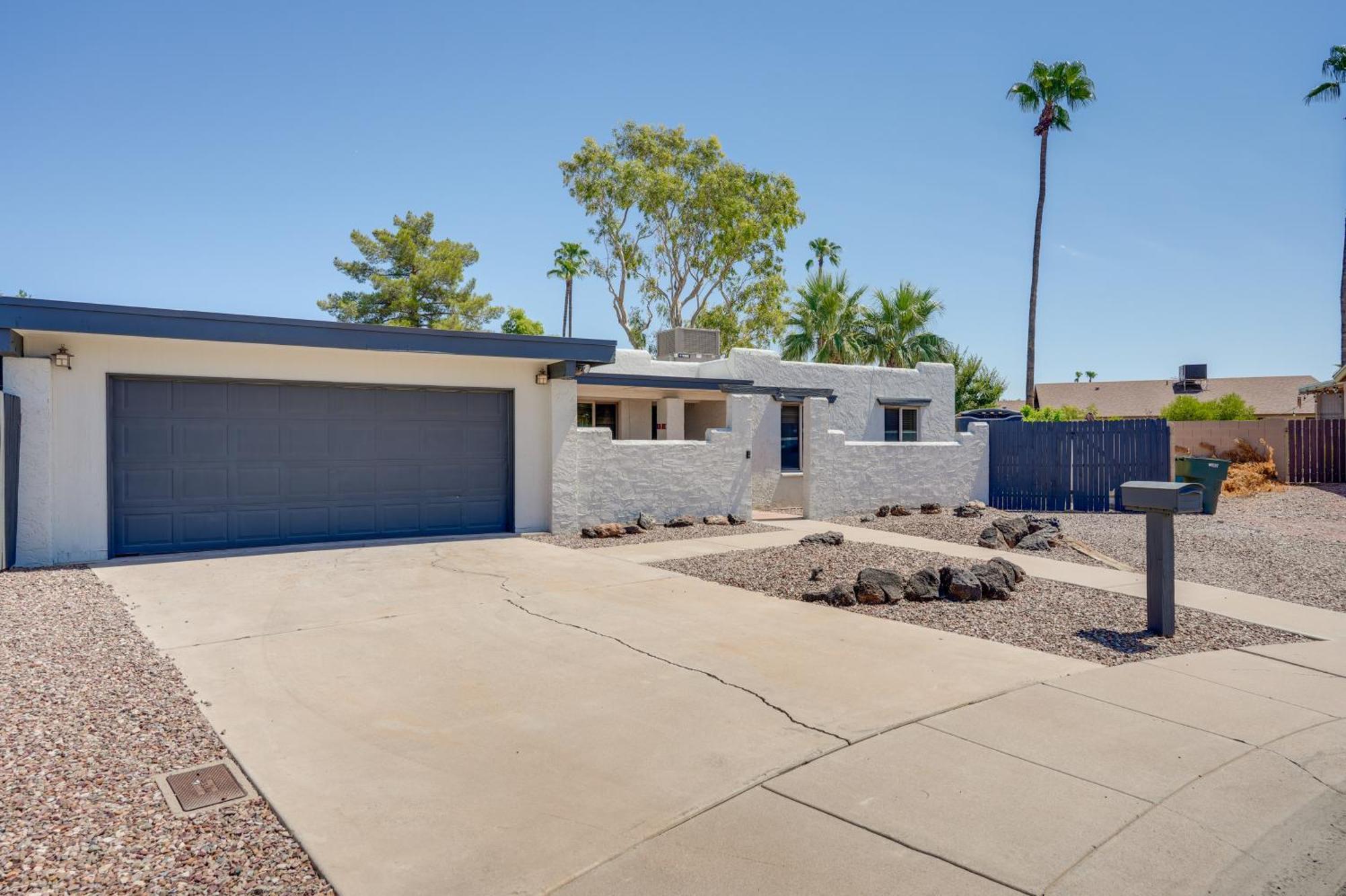 Phoenix Home With Pool About 10 Mi To Camelback Mtn מראה חיצוני תמונה