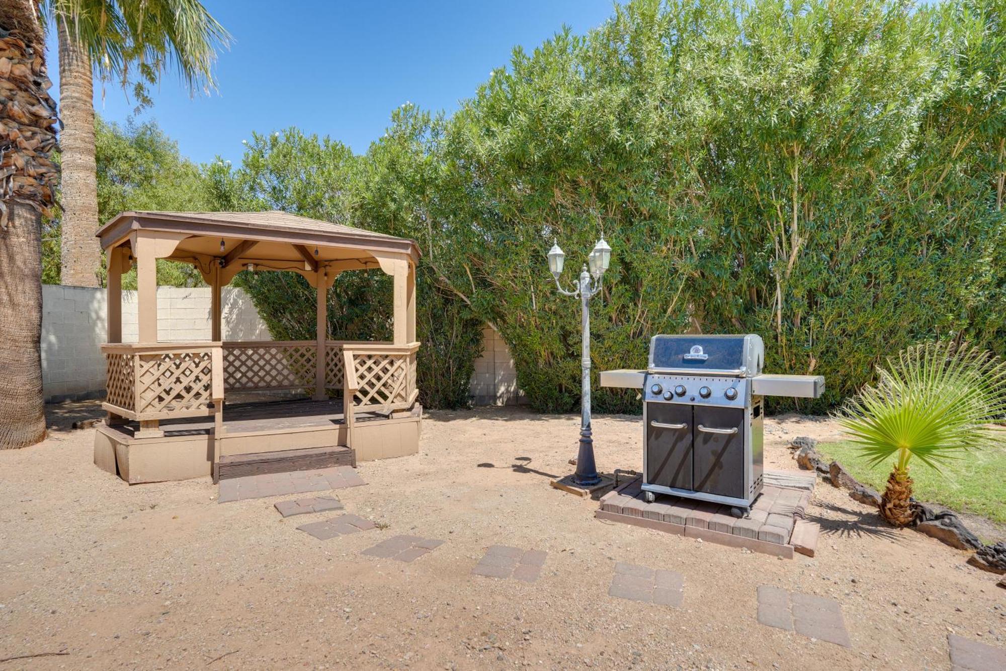 Phoenix Home With Pool About 10 Mi To Camelback Mtn מראה חיצוני תמונה