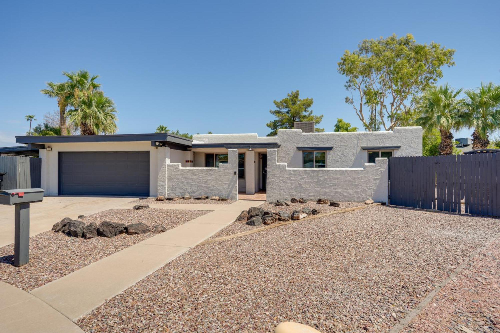 Phoenix Home With Pool About 10 Mi To Camelback Mtn מראה חיצוני תמונה